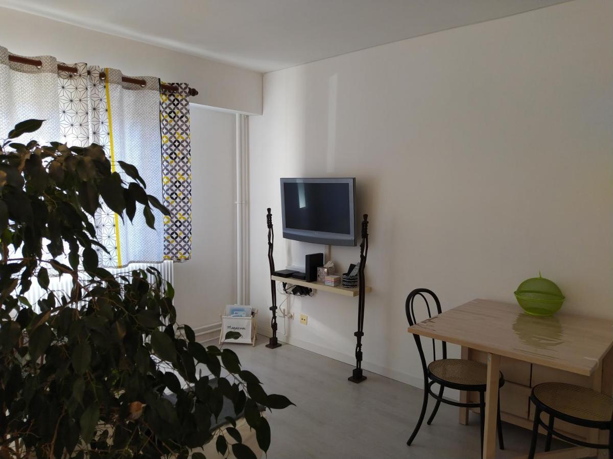 Grand Studio, Super Equipe, 2 Pas Du Centre-Ville "Clos-Du-Boulanger" - Parking Prive 蒙贝利亚尔 外观 照片